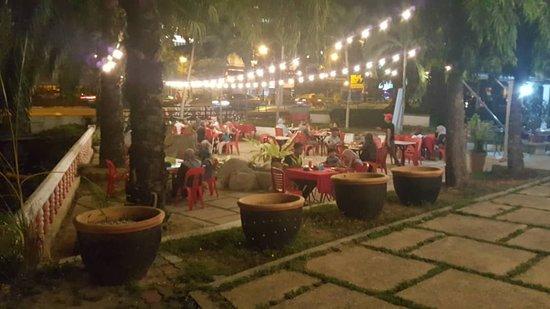 Sembang Teh Tarik