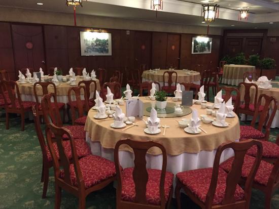 Oriental Pearl Restaurant